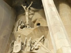 Sculptures sur le porche arrière de la Basilique